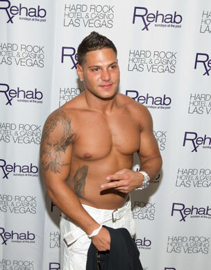 Ronnie Ortiz-Magro Shirtless The..