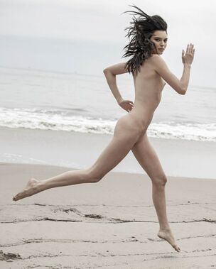 Kendall Jenner Naked Photos..