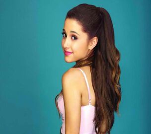 Ariana Grande Wallpaper by lovey -